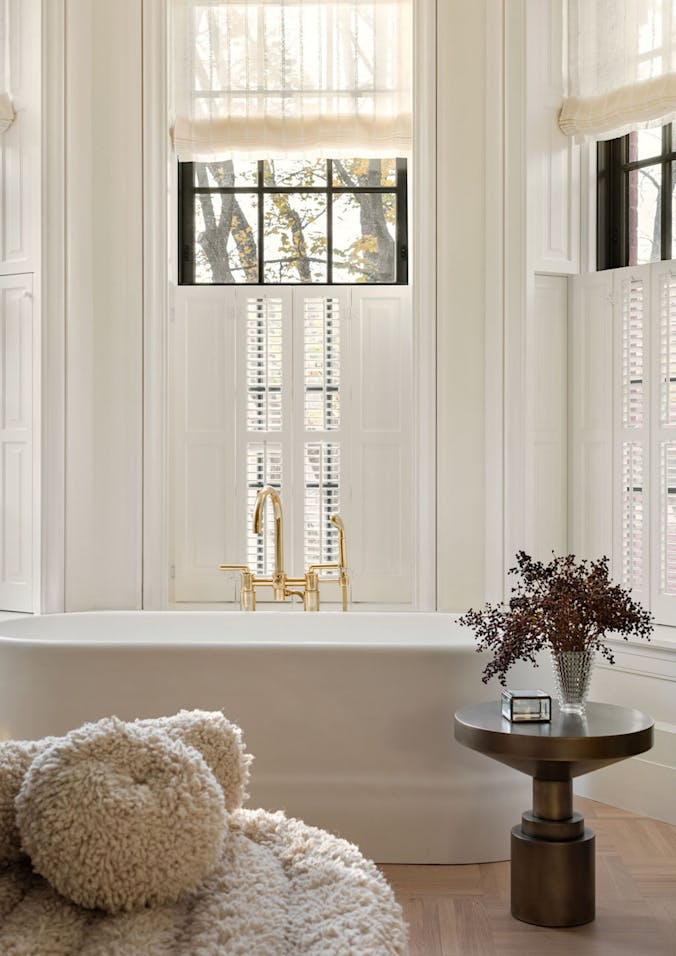 Abrams-Valenti-Luxury-Interior-Design-Burling-Master-Bathroom-Tub