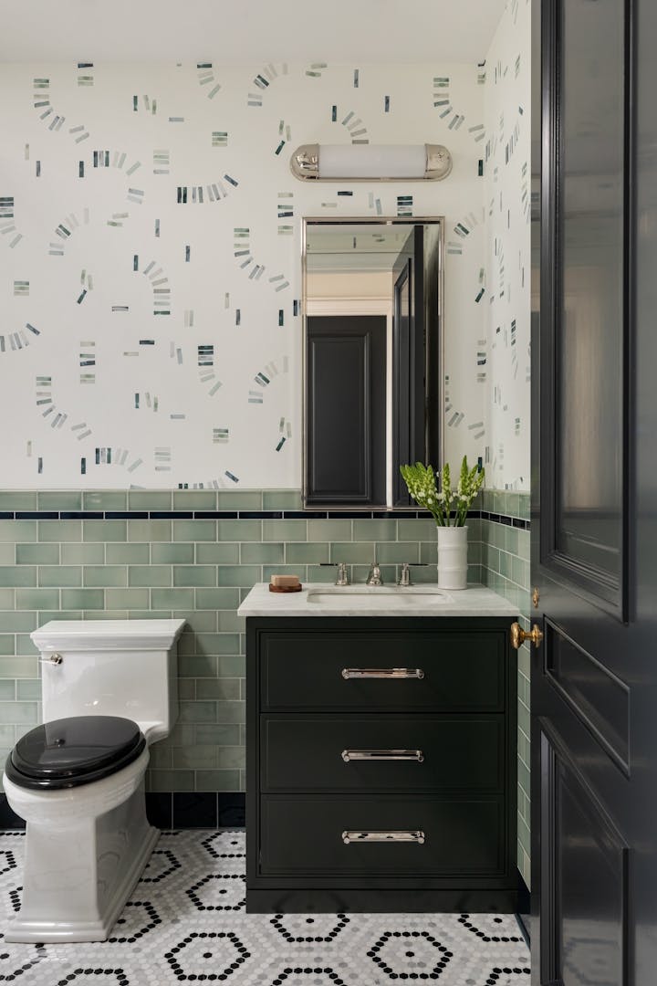 Abrams-Valenti-Luxury-Interior-Design-Burling-Powder-Bathroom