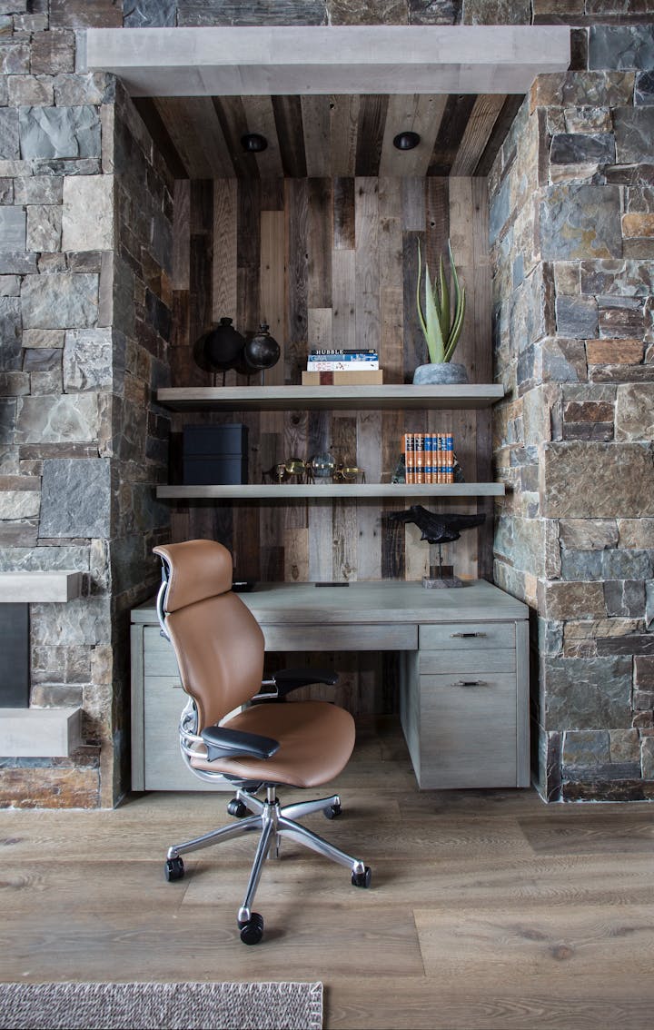 Abrams-Valenti-Luxury-Interior-Design-Park-City-Desk