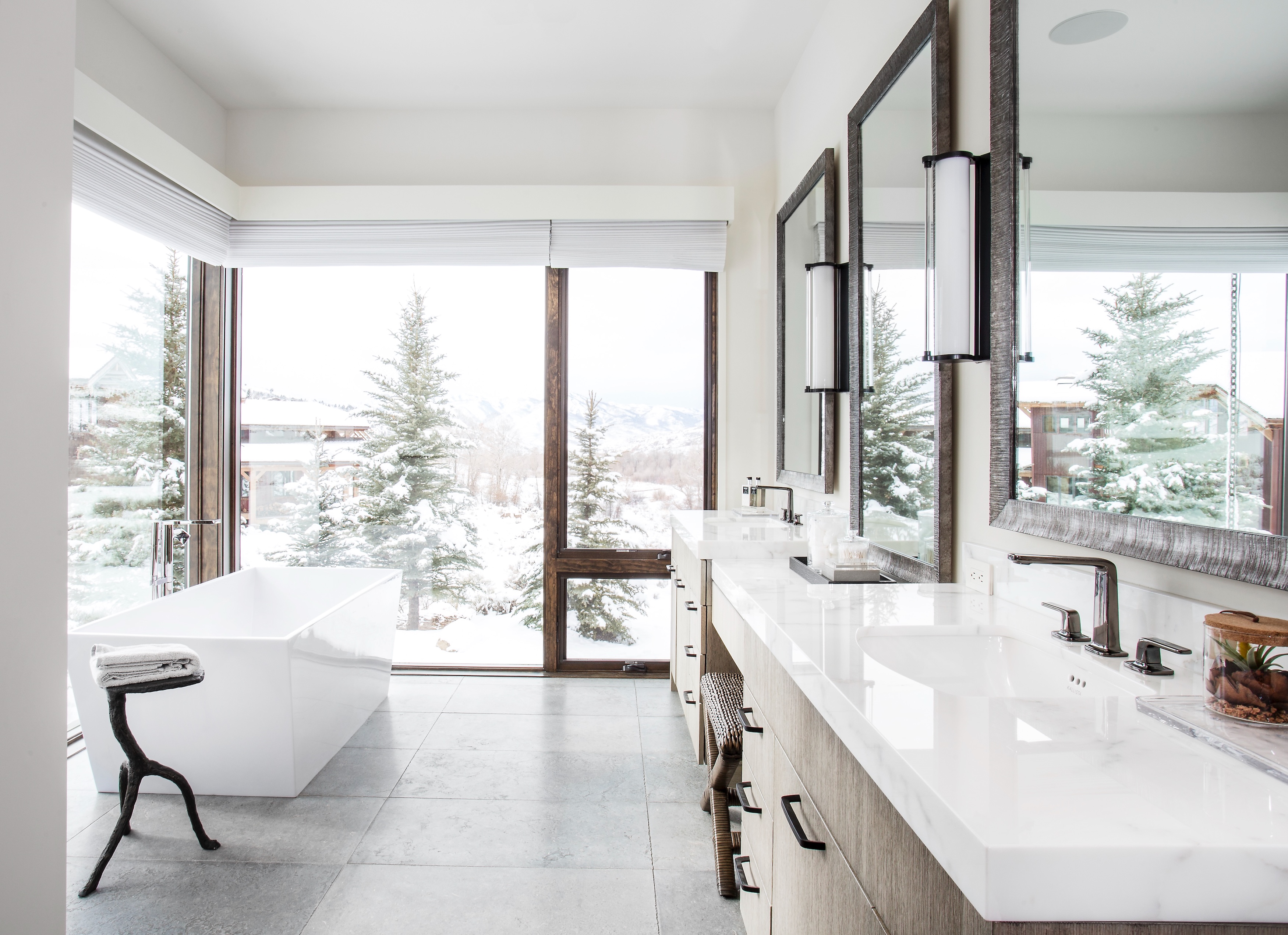 Abrams-Valenti-Luxury-Interior-Design-Park-City-Master-Bathroom
