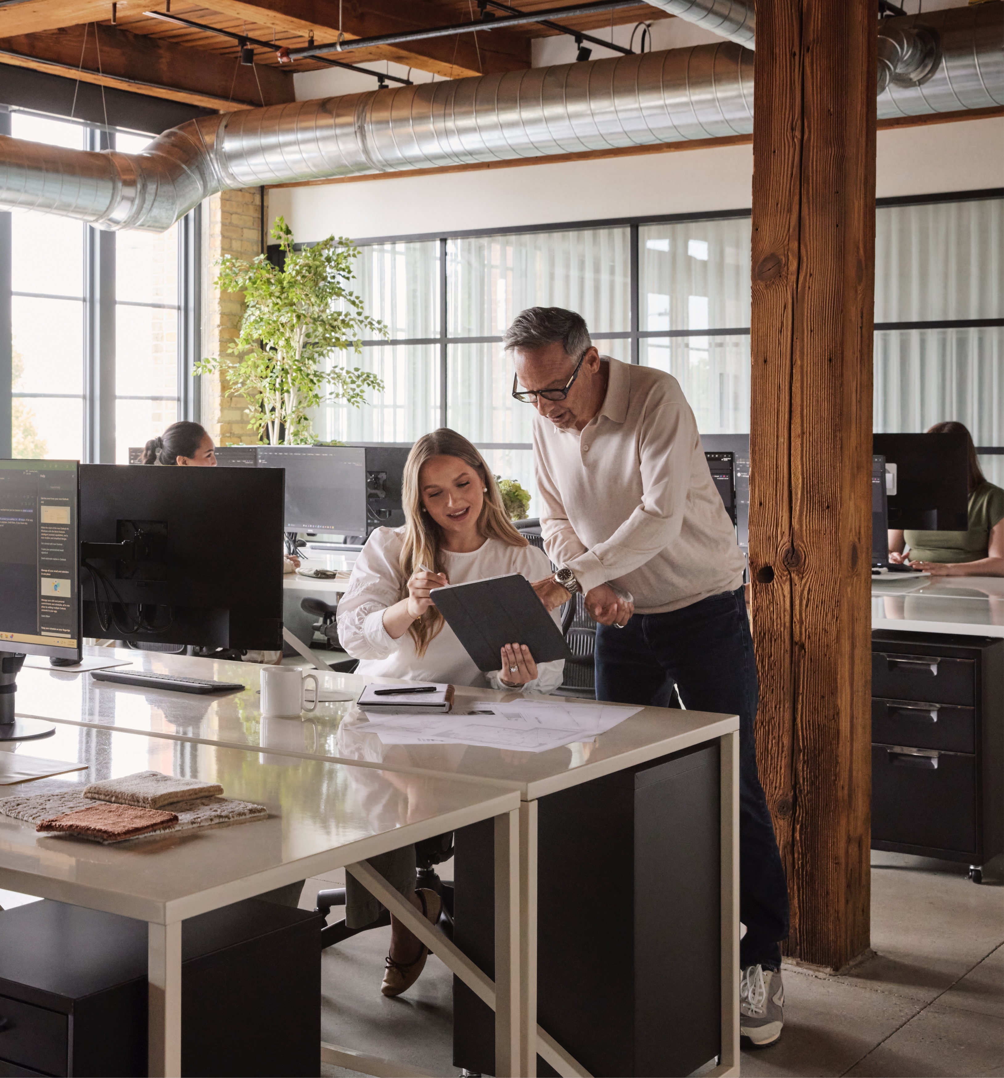 Abrams-Valenti-Luxury-Interior-Design-Michael-Abrams-in-Studio