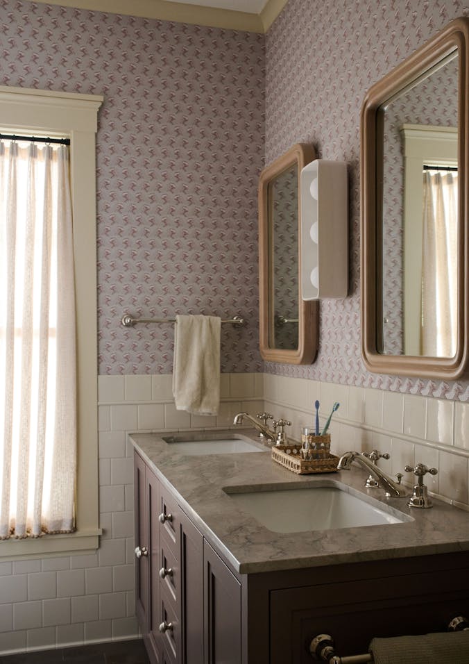 Abrams-Valenti-Luxury-Interior-Design-Lake Geneva-Kids Bathroom