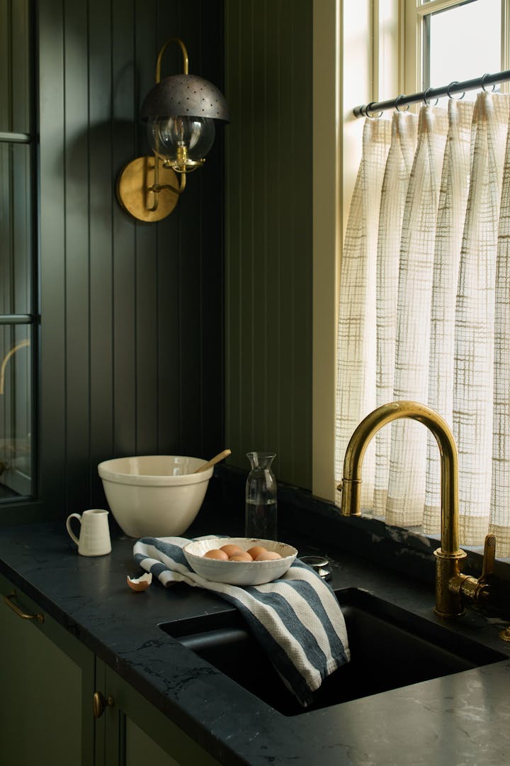 Abrams-Valenti-Luxury-Interior-Design-Lake Geneva-Pantry