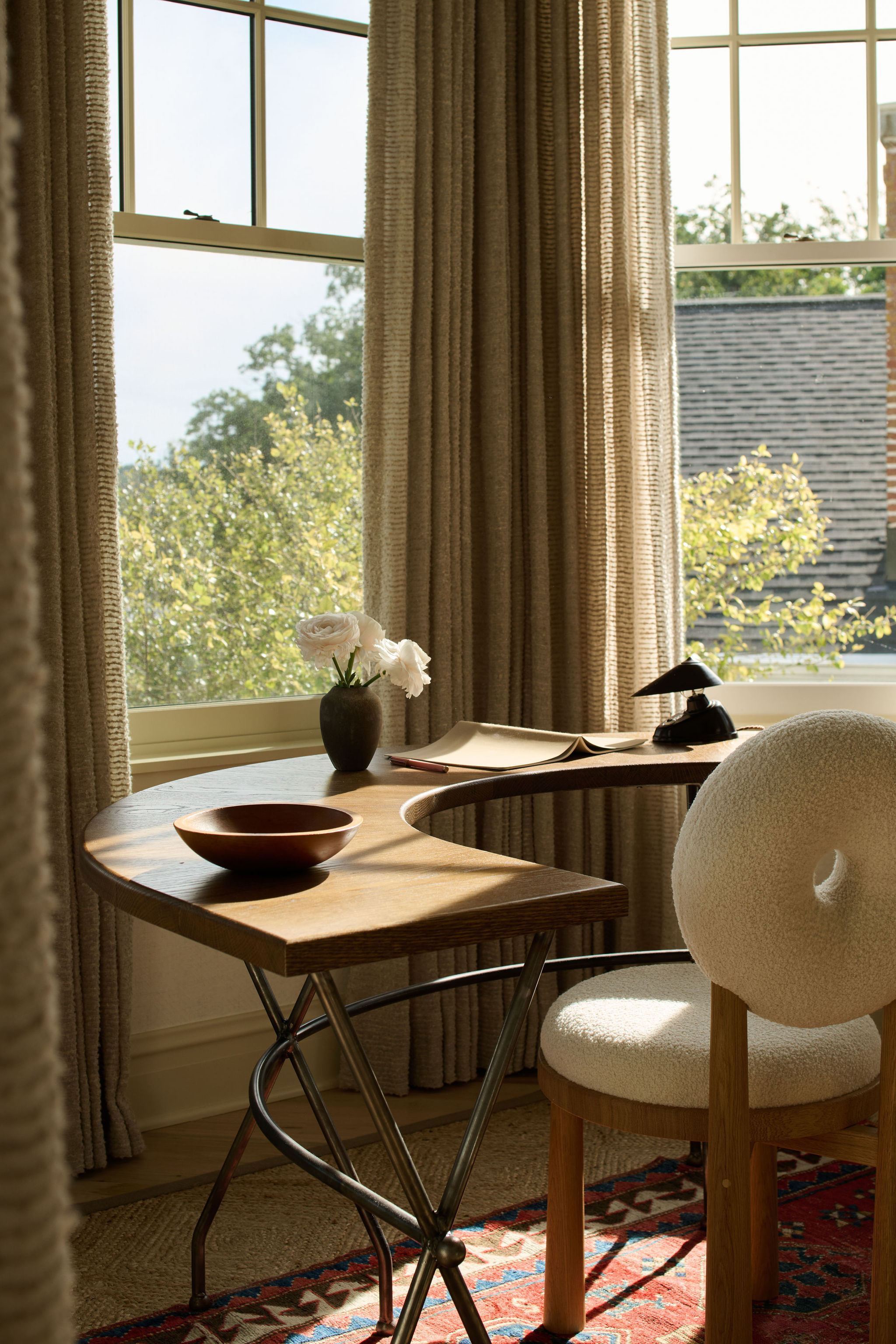 Abrams-Valenti-Luxury-Interior-Design-Lake Geneva-Primary Bedroom