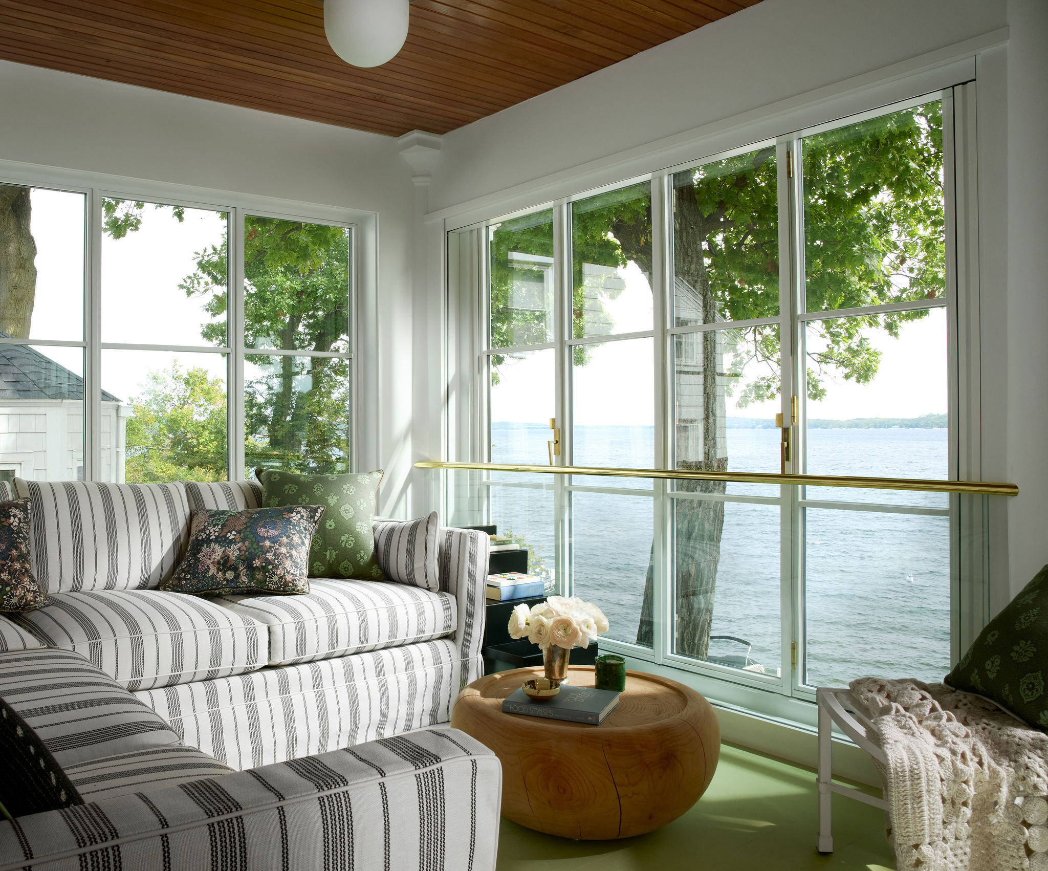 Abrams-Valenti-Luxury-Interior-Design-Lake Geneva-Porch