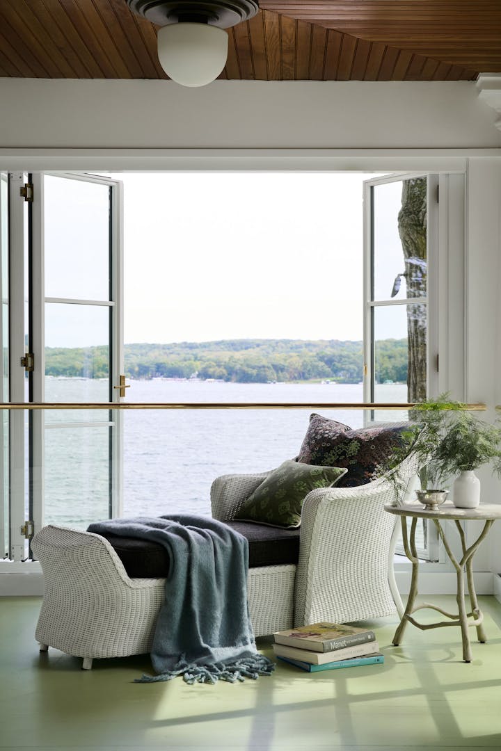 Abrams-Valenti-Luxury-Interior-Design-Lake Geneva-Porch