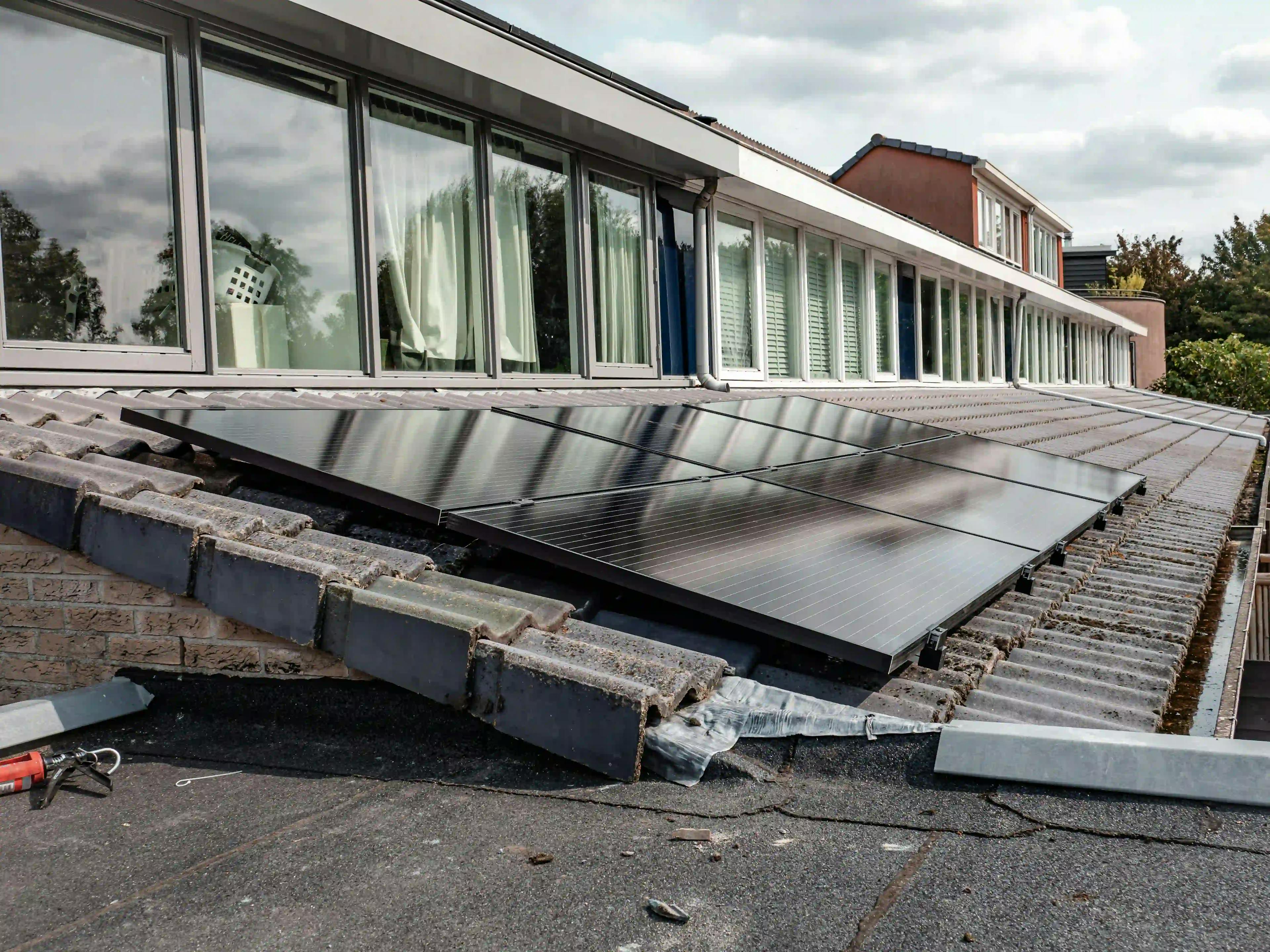 solar panel fixed on roof