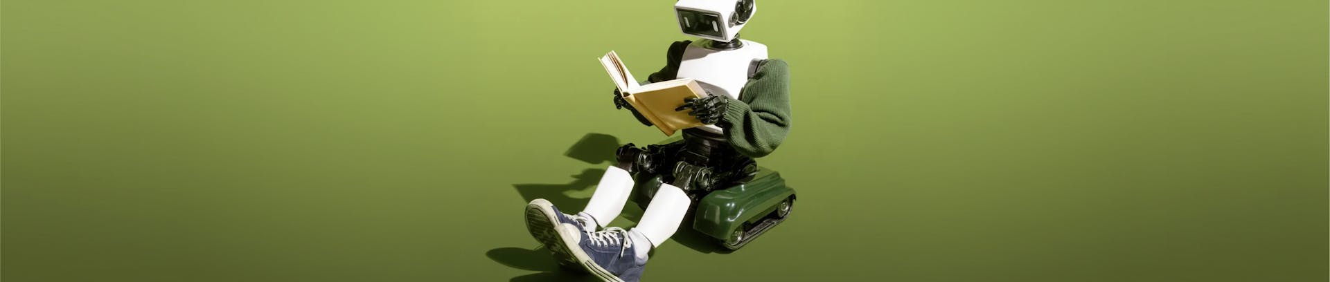 Roboter der ein Buch liest