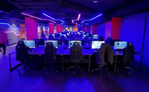 80-yillar poezdda porno