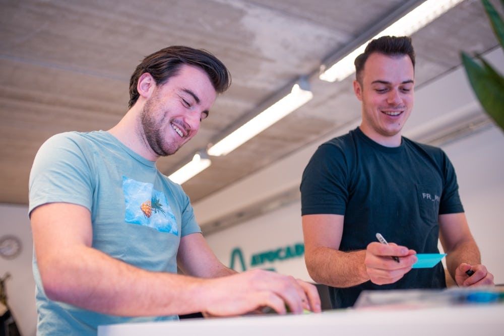 Designers aan het werk aan online platform voor onderwijs Lequ