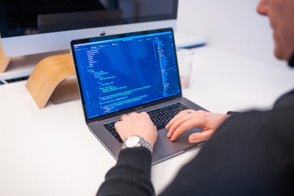 Testen online platform door developer Avocado Media