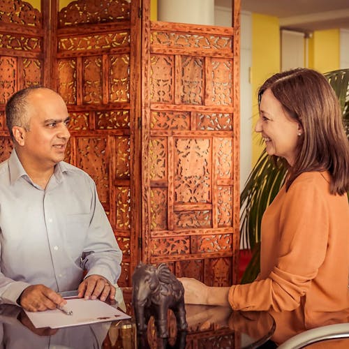 Dr Chopra Ansprechpartner Dr Chopra Ansprechpartner