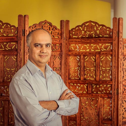 Dr. med Ananda Chopra