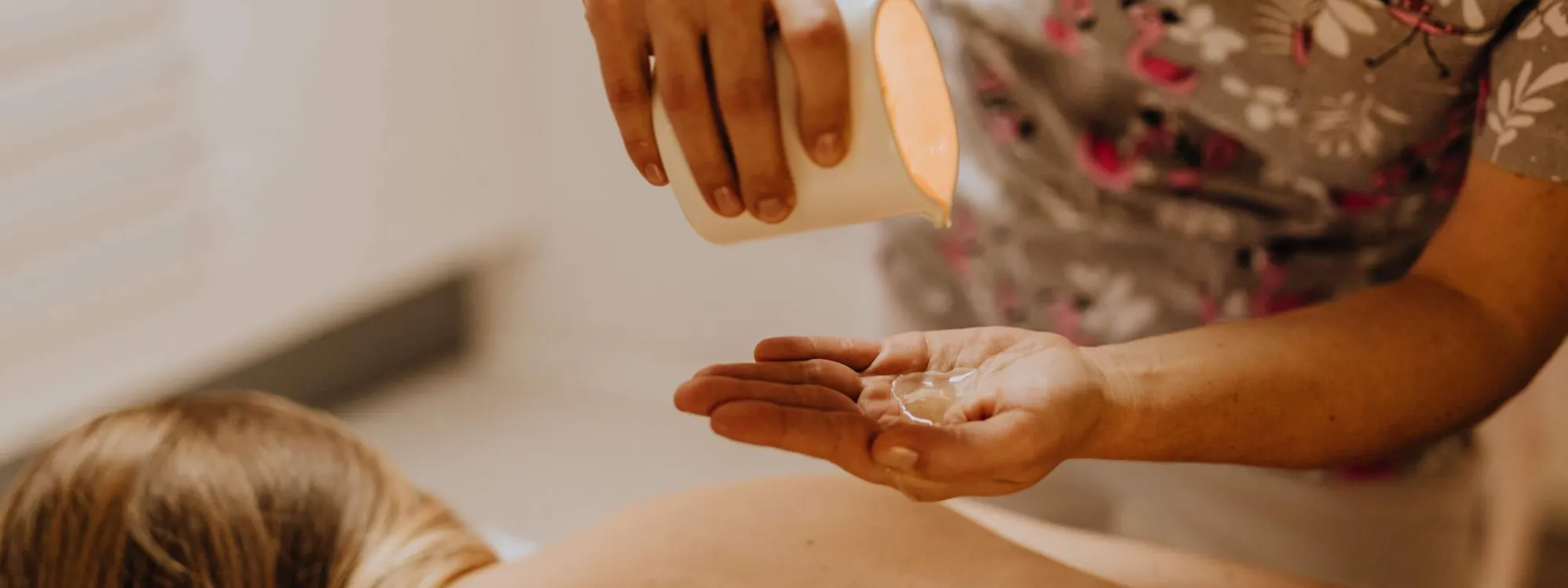 Schmerzen lindern mit Ayurveda