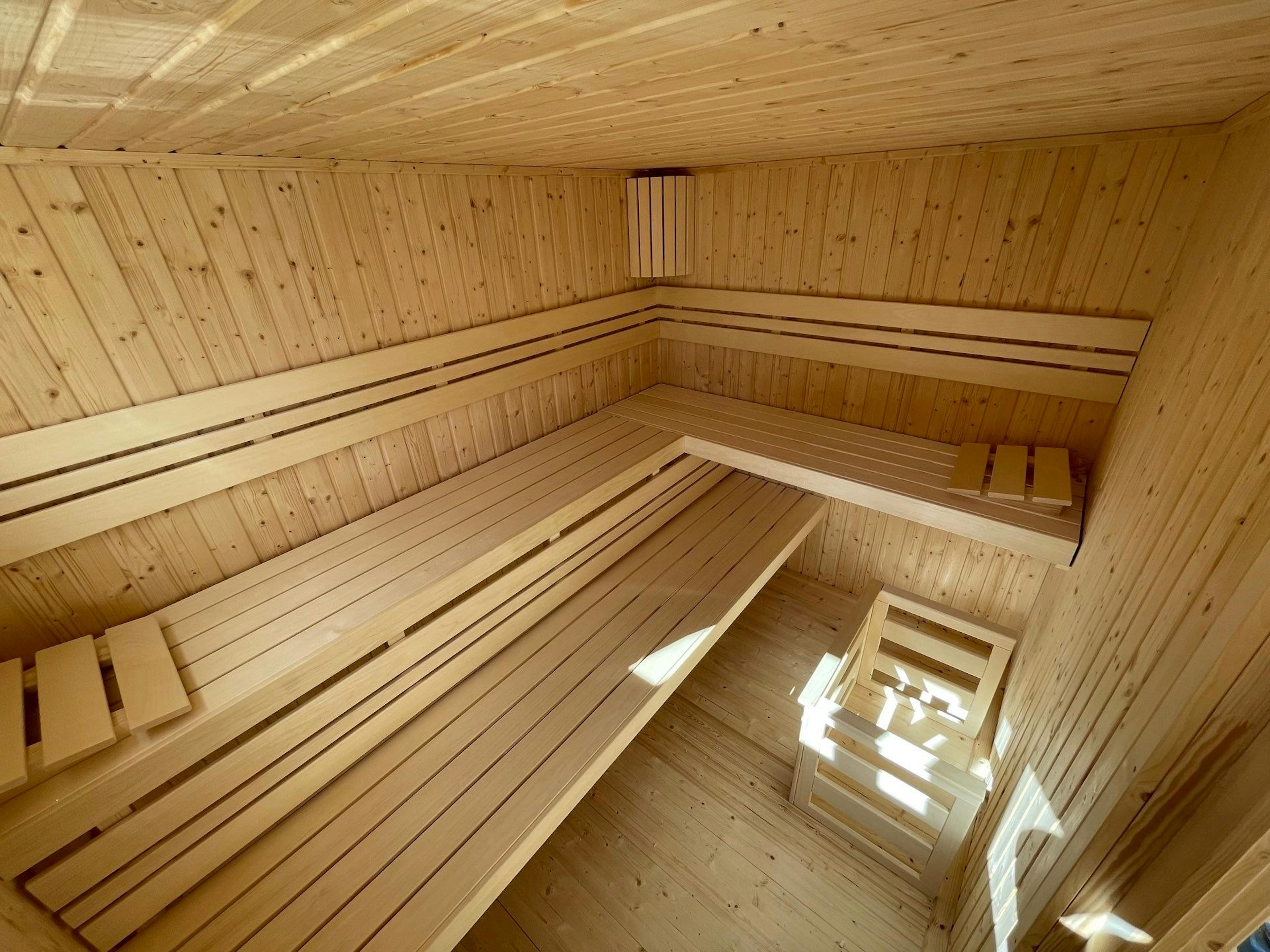 Een elementsauna zelf monteren. Dit is hoe je dat voor elkaar krijgt!