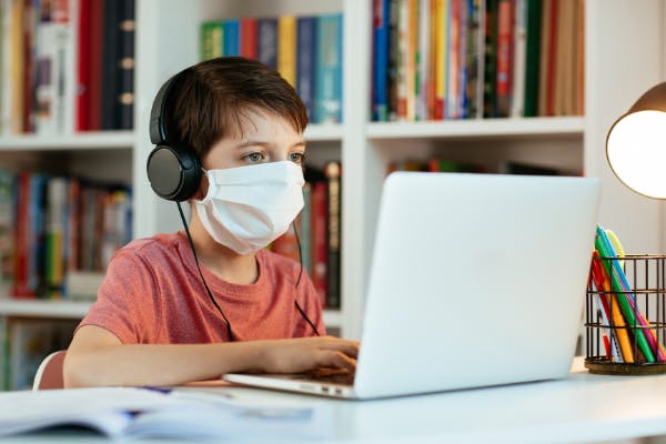 advantages-of-online-education-for-kids-in-pandemic