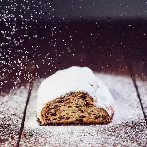 Der Christstollen, das weihnachtliche Luxusgebäck