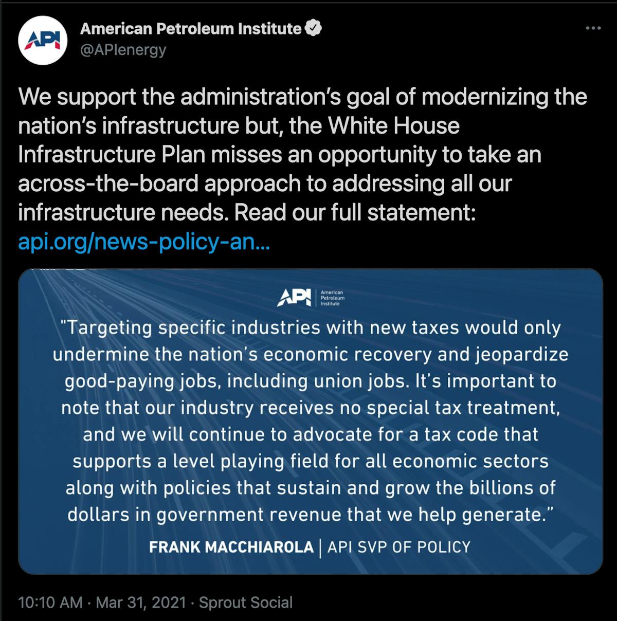 Screen shot of a tweet by the American Petroleum Institute claiming that the oil and gas industry receives no special tax treatment.
