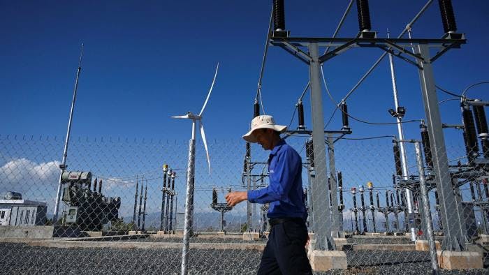 wind farm southern vietnam worker