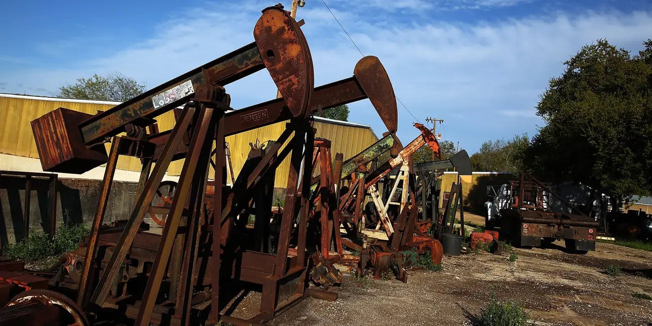 oil pumpjacks rusted