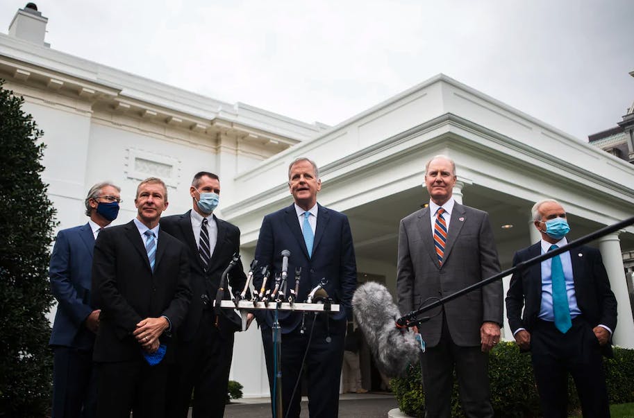 Airline leaders in front of White House