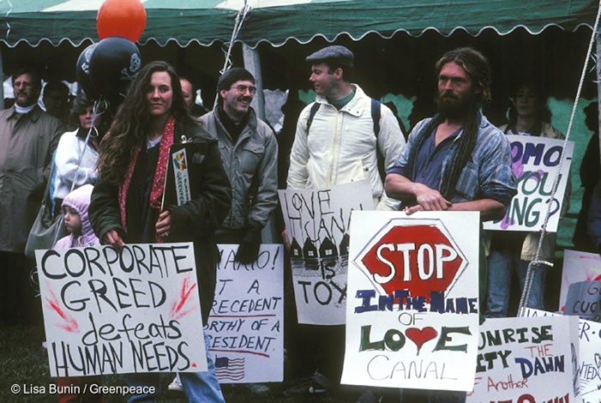 Love Canal protestors