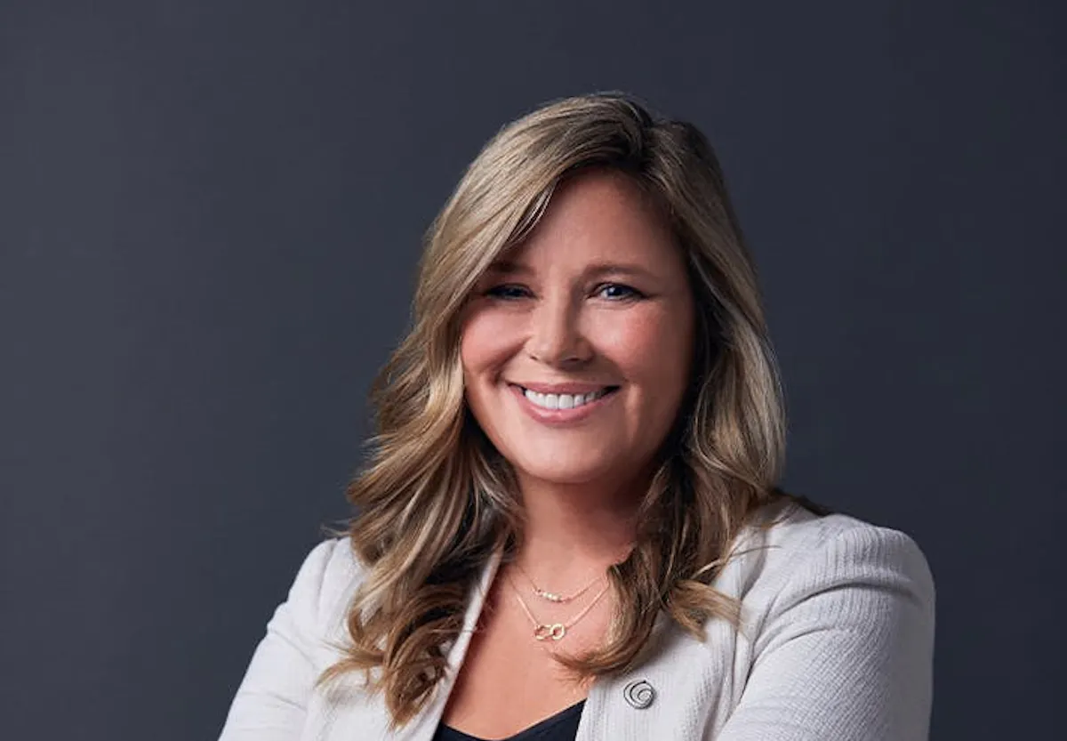 Vicki Vogel Hellenbrand Profile Photo