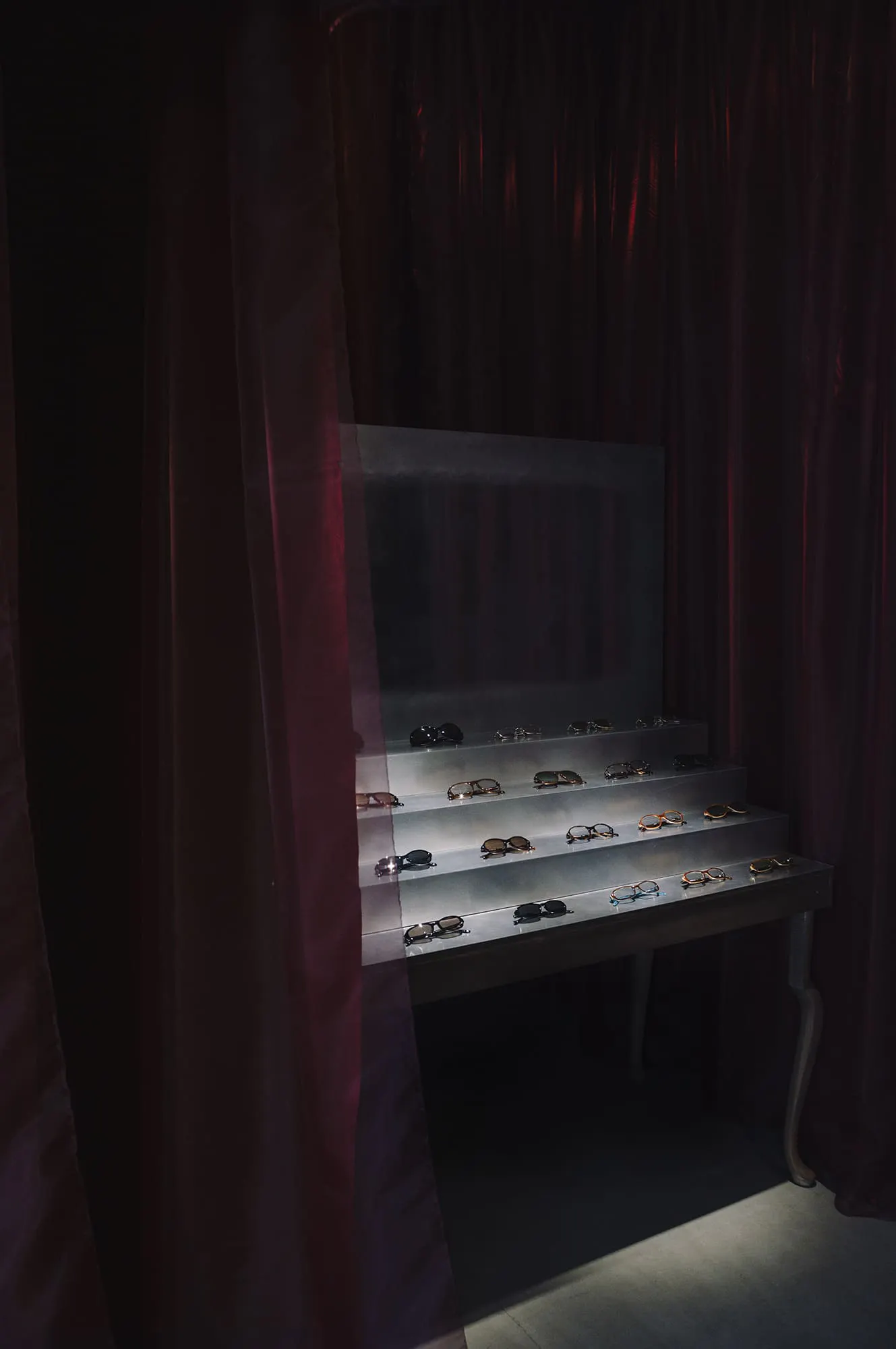 LOVE ROOM