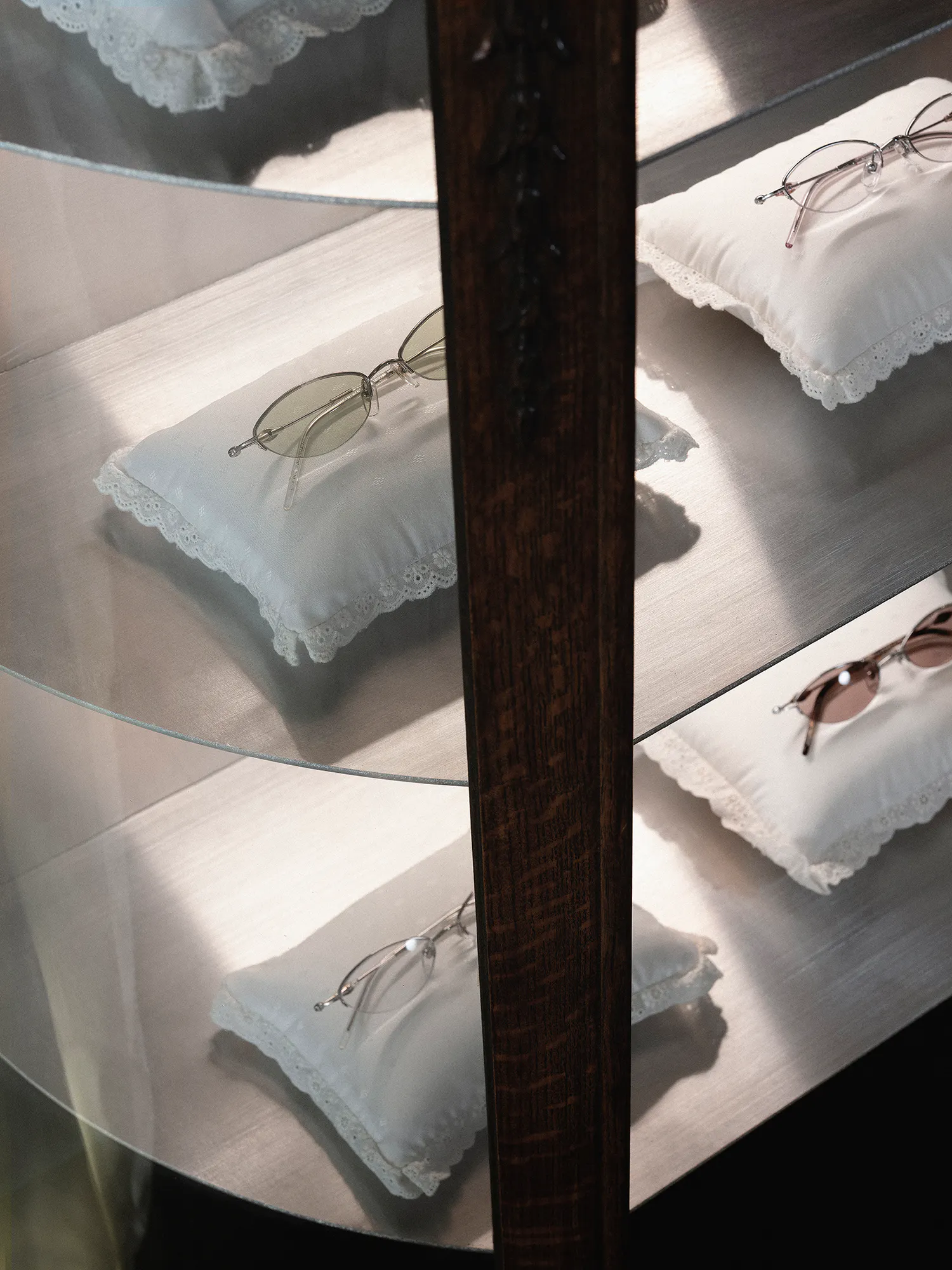 VITRINE
