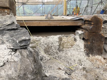 Mit der Translozierung vom Schulhaus aus Unterheid aus dem Jahr 1830 erweitert das Freilichtmuseum Ballenberg seine Sammlung.