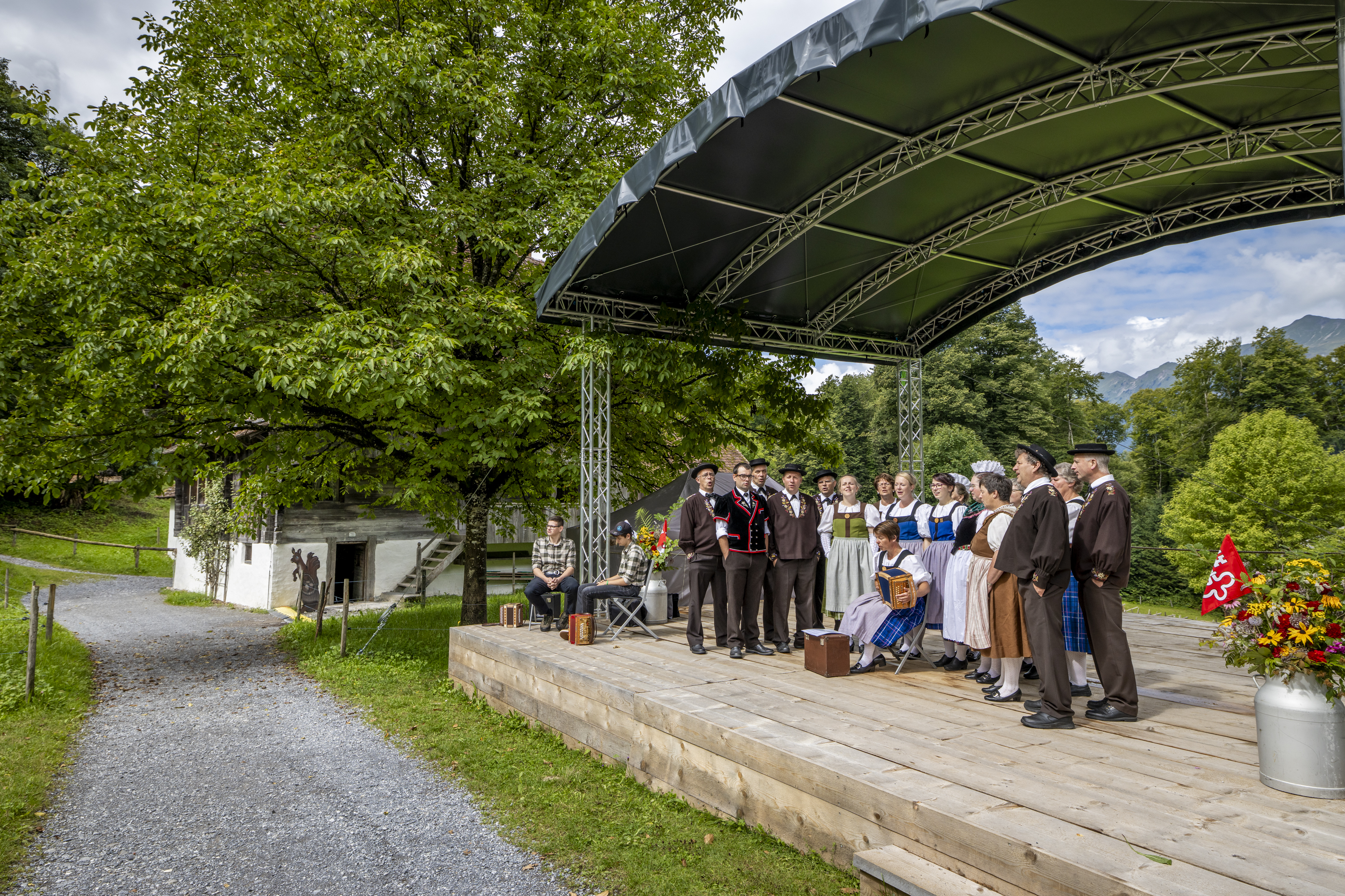 swiss-culture-stage