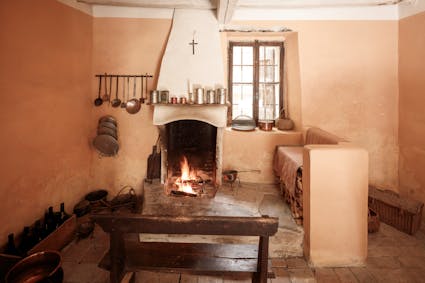 Offene Küche mit Feuerstelle im Freilichtmuseum Ballenberg.