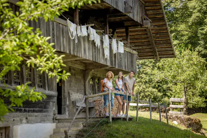 Im Freilichtmuseum Ballenberg stehen über 100 authentische Gebäude aus der ganzen Schweiz. Eggiwil ist eines davon.