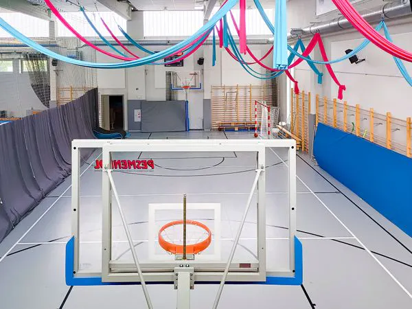 <p>Sala gimnastyczna</p>