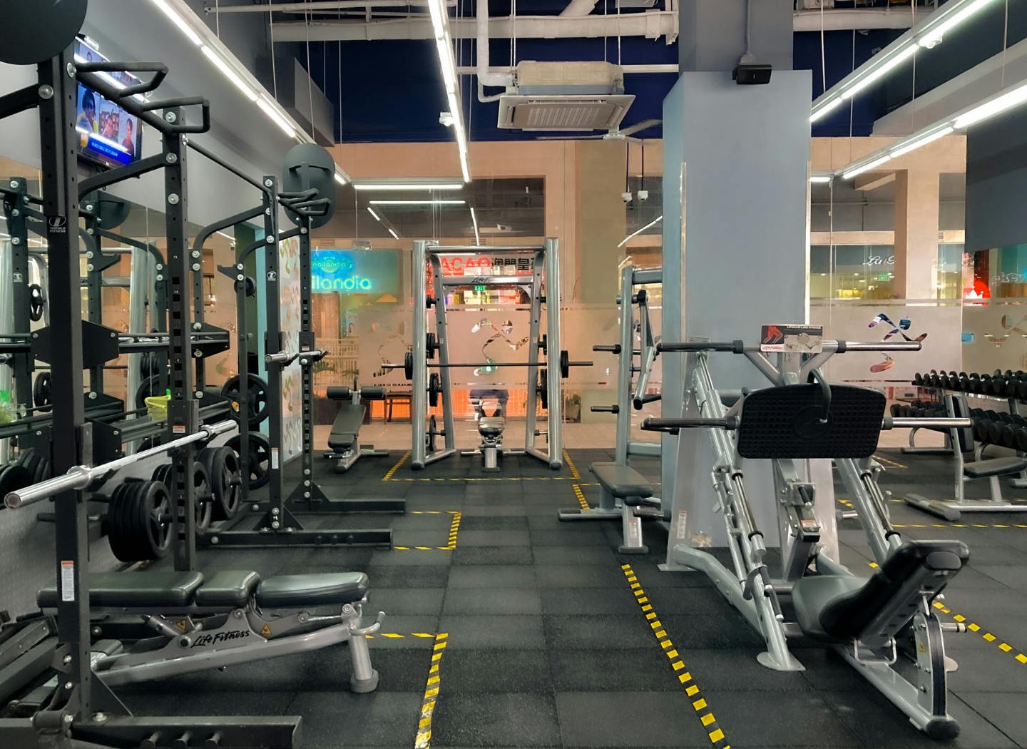 <p>Siłownie wewnętrzne</p>