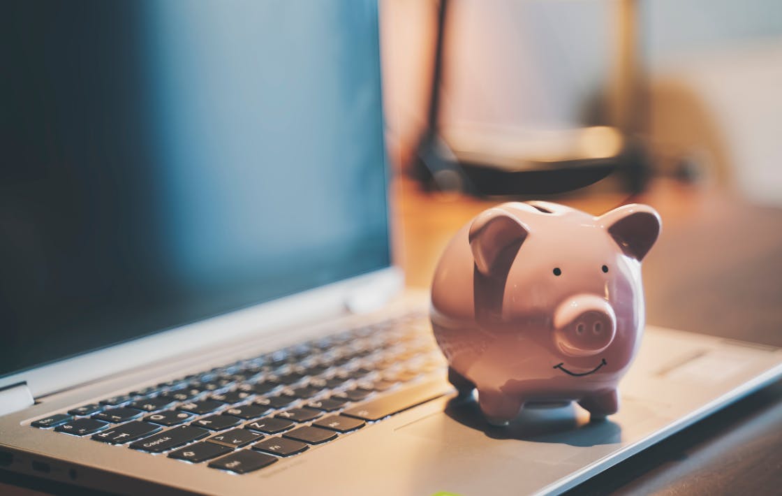 el dinero puede estar seguro en un neo banco y desde banktrack te lo vamos a explicar