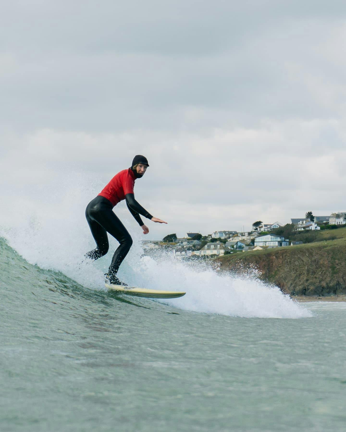 Surfer in Bantham on the wave