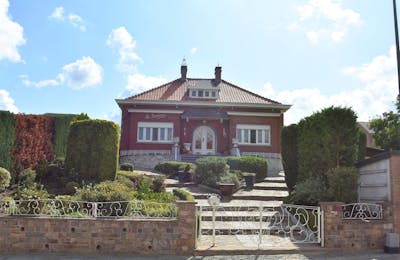 Picture of the house