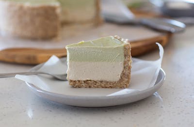 Matcha & Vanilla Raw Vegan Cheesecake