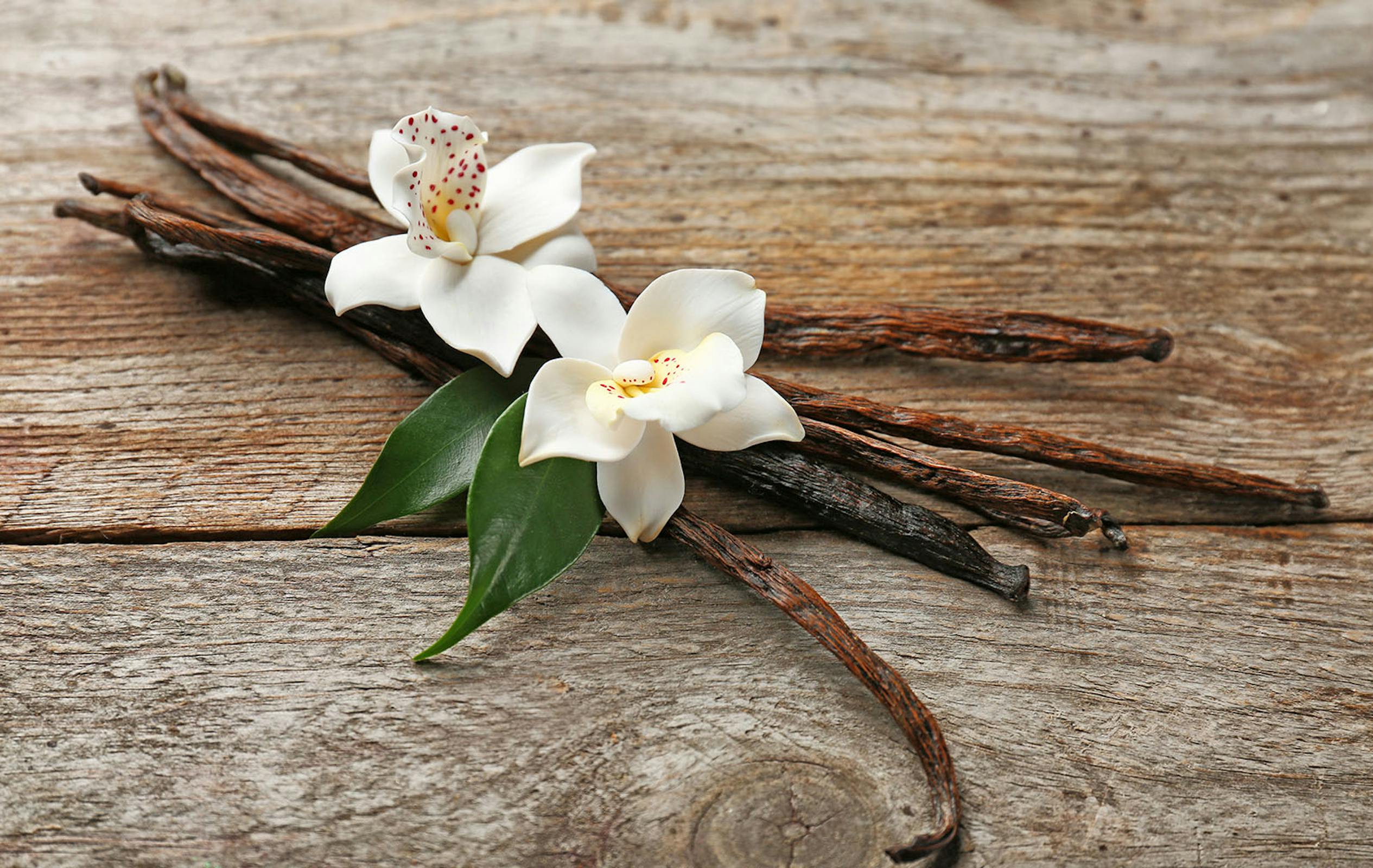 The Advantages Of Real Vanilla Bean (Over Natural Flavours!) | Bare ...