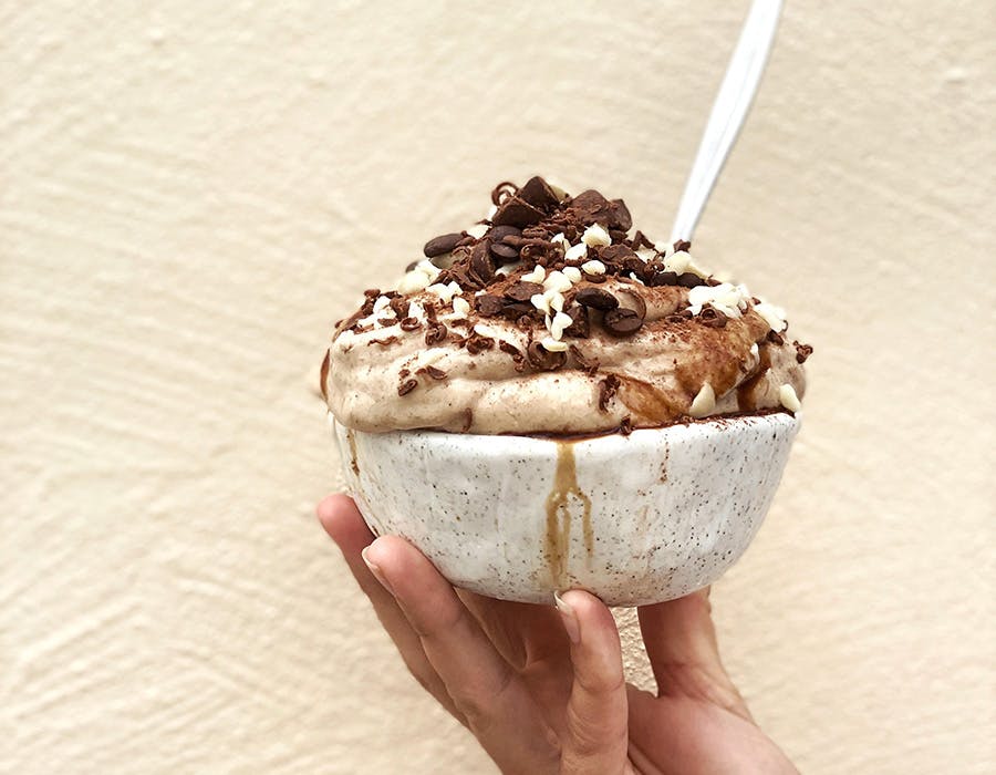 Tiramisu Smoothie Bowl