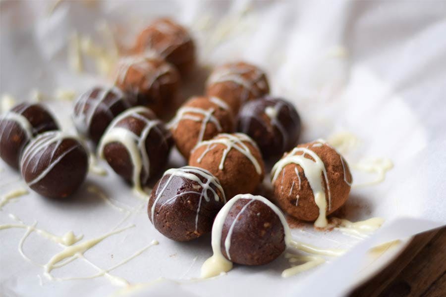 Christmas Spiced Protein Chocolate Truffles