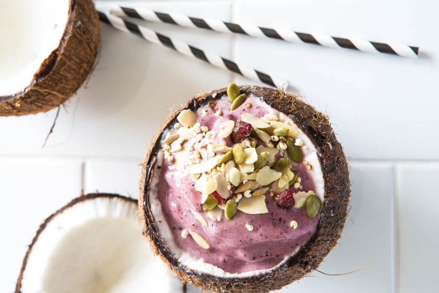 Coconut & Berry Smoothie Bowl