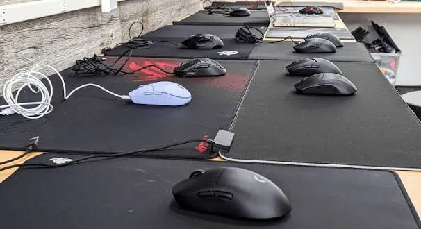 A lot of mice on the table. Source: VGN