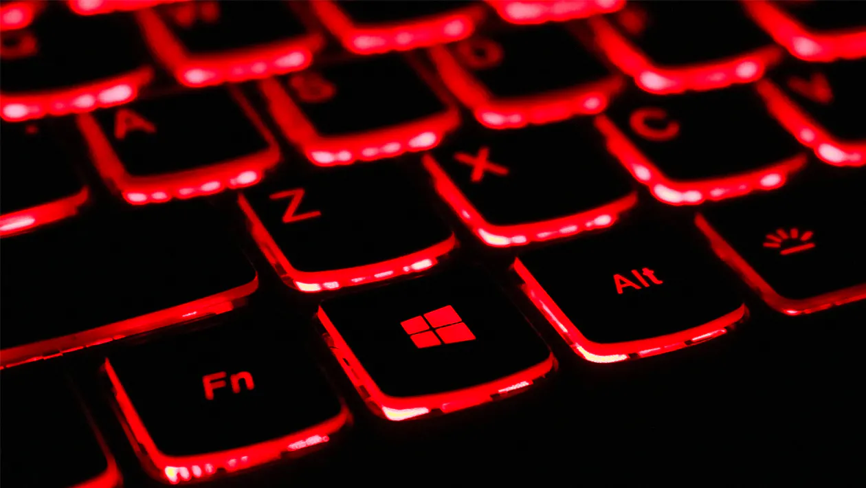 Un PC infectado por 6 virus legendarios se vende por 1’3 millones de dólares