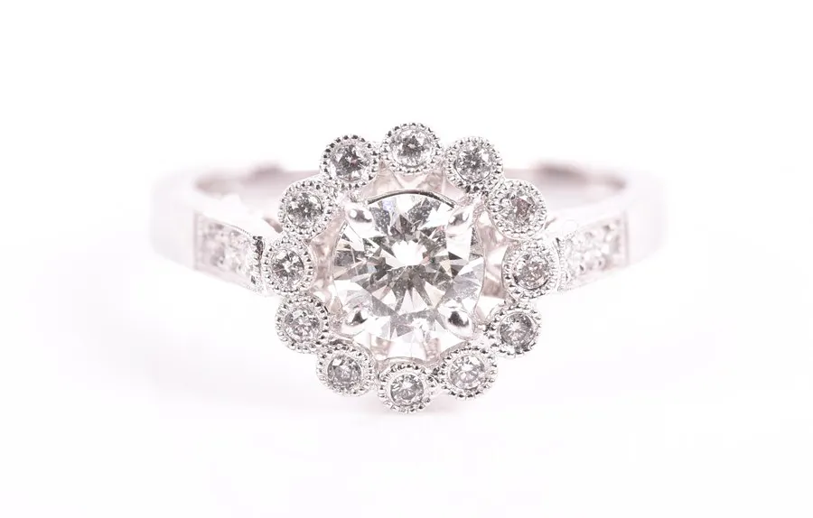 The Unmissable Diamonds