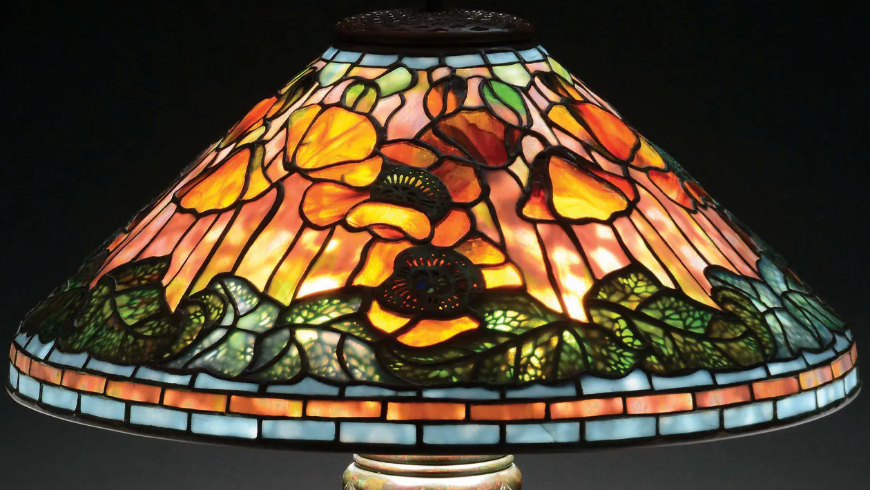 Tiffany Studios: Art Nouveau iluminado