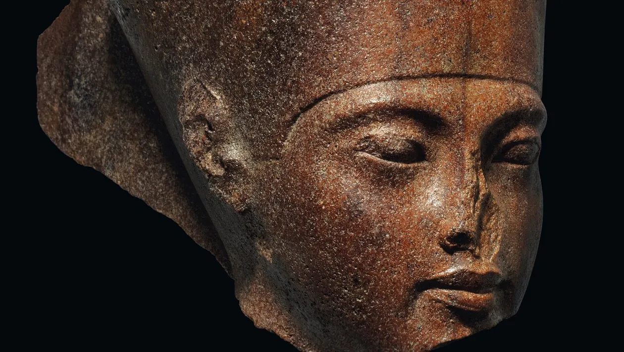 Egipto intenta detener una subasta de la estatua de Tutankamón