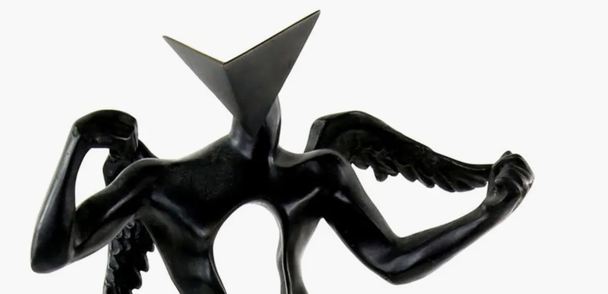Salvador Dalí, Ange surréaliste (détail), bronze, image © Ewbank’s