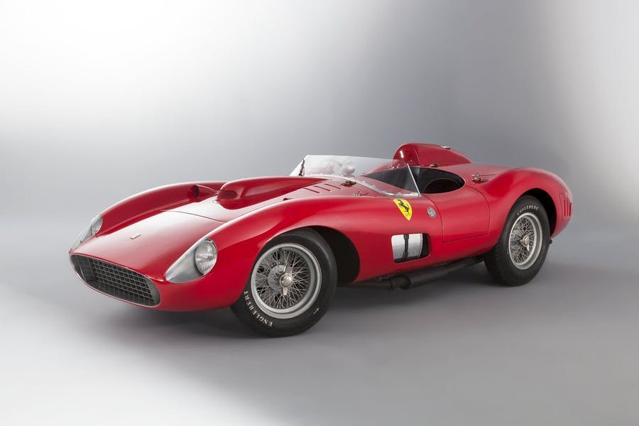 1957 Ferrari 335 Sport Scaglietti såldes hos Artcurial. Foto © Artcurial